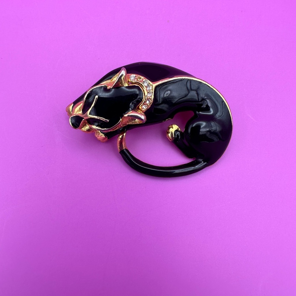 Gerry Black Panther Gold Tone Brooch Enamel Rhinestone Pin - Picture 9 of 12